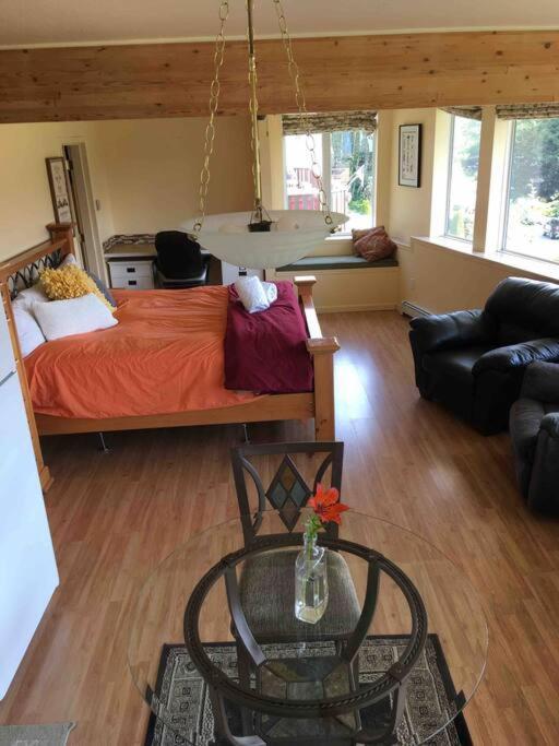 Kelli Creek Cottage - Reduced Price On Tours Juneau Pokoj fotografie