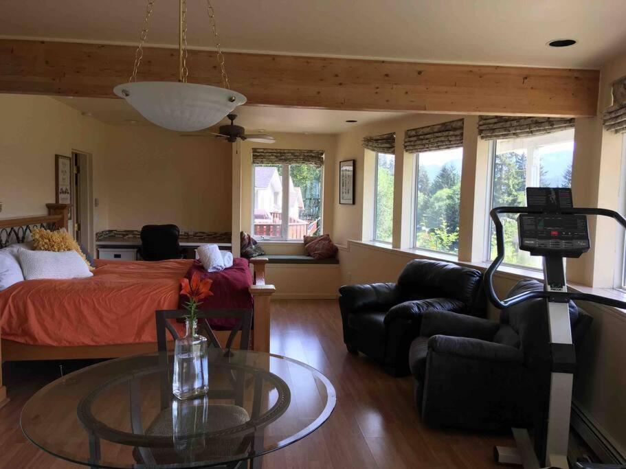 Kelli Creek Cottage - Reduced Price On Tours Juneau Pokoj fotografie